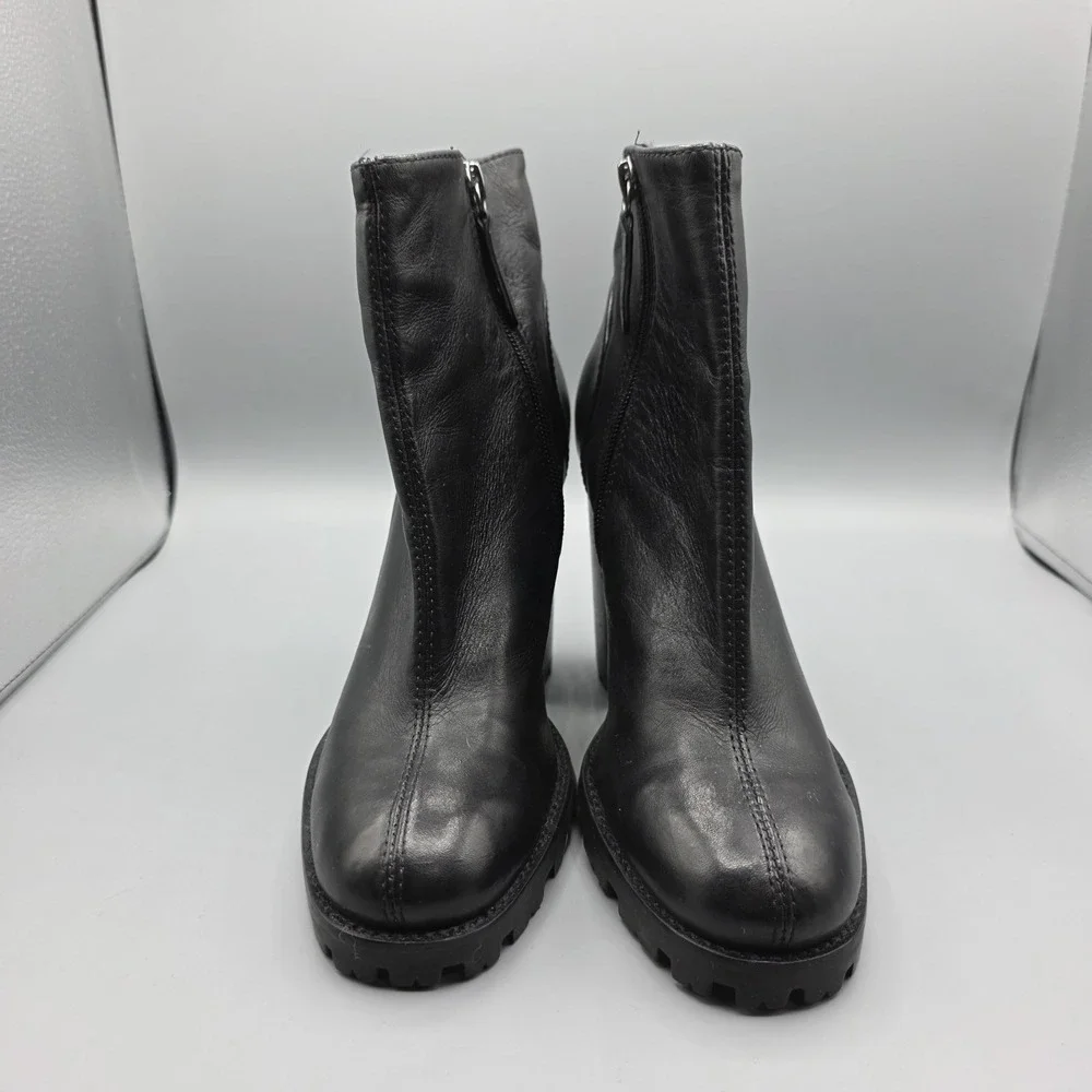 Schutz Boots Womens 39‎ Black Leather Chunky Lug Sole High Heel Booties Zipper